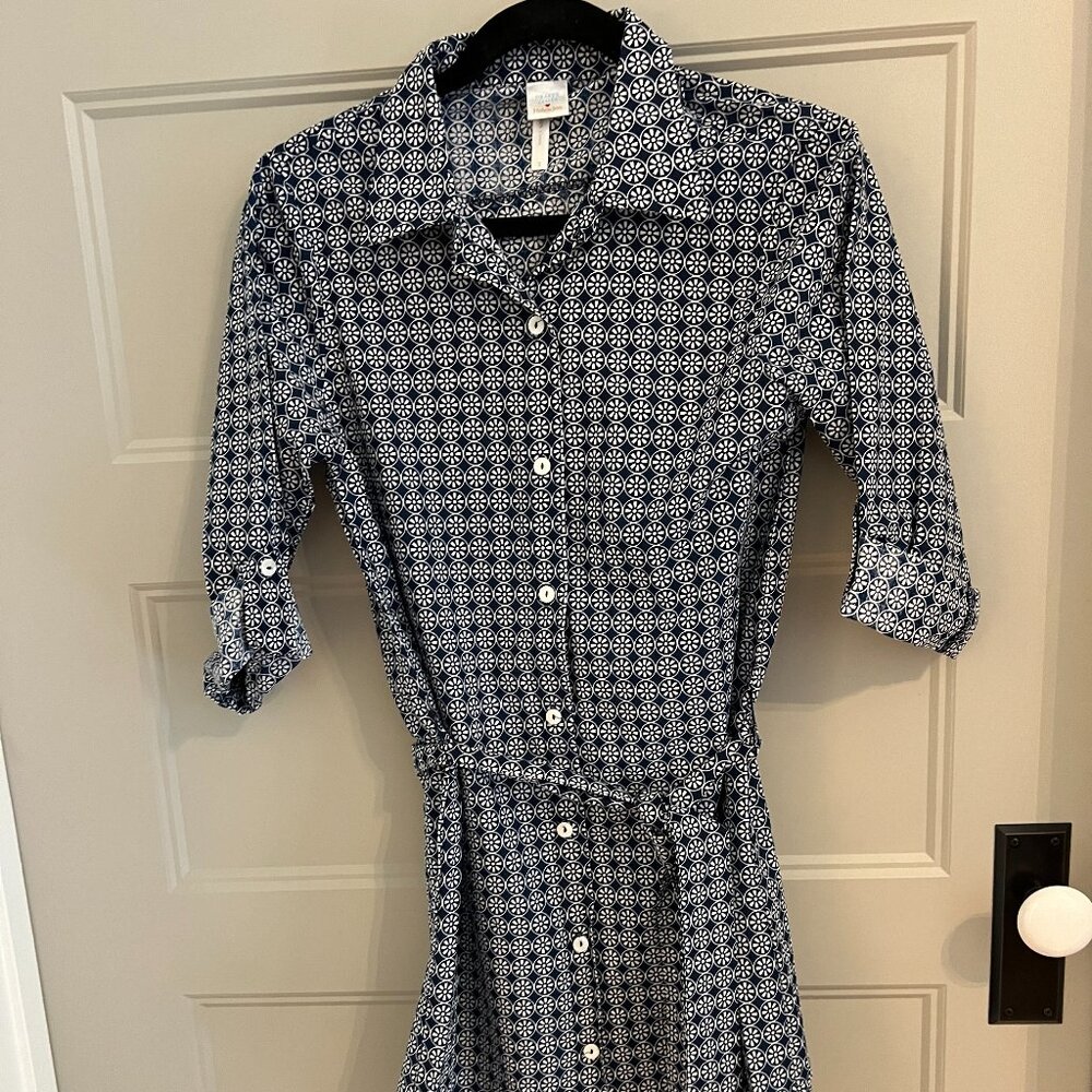 Draper James Helen Jon Navy &  White pattern shirt dress or coverup